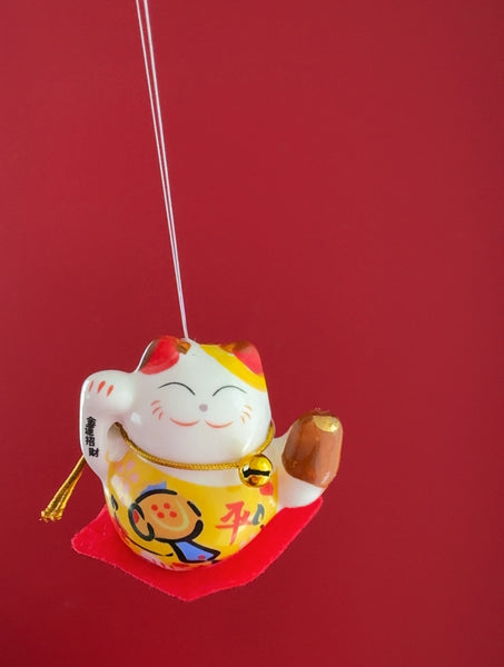 MANEKI NEKO o GATO DE LA SUERTE PARA TU ÁRBOL DE NAVIDAD