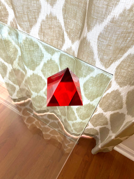 Pirámide Roja Feng Shui  - Elemento Fuego para activar la energía positiva y armonizar la energía negativa con Feng Shui